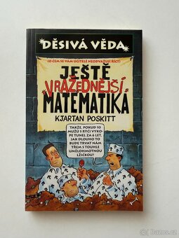 Děsivé dějiny + Děsivá věda – 19 knih – TOP stav - 10