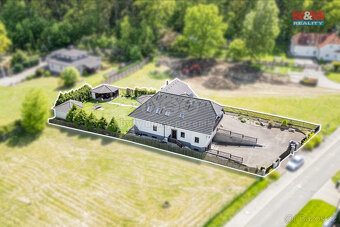 Prodej rodinného domu, 417 m², Česká Lípa, ul. Jasmínová - 10