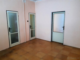 Prodej rodinného domu 7+1, 240 m², Moravský Beroun - 10