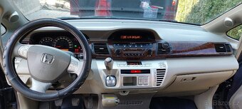 Prodám Hondu fr-v 2,2cdi 6 míst - 10