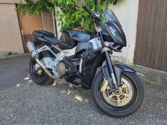 Aprilia Tuono 1000R - 10