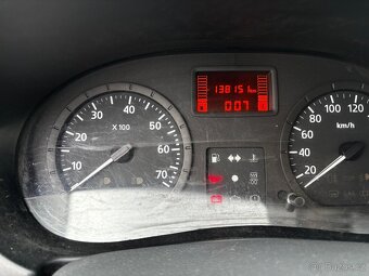 Prodame Dacia Logan 1,6 benzin - 10