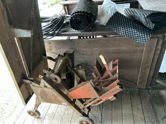 Cirkulárka s kolébkou tovární výroby 4 kW - 10