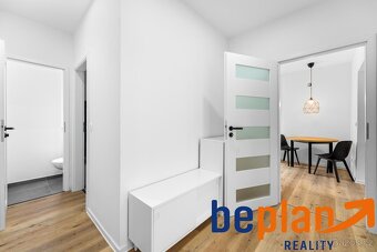 Pronájem bytu 2+1, 65 m, Pardubice centrum, ulice Sladkovsk - 10