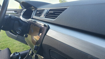 Škoda Superb Combi 2,0 TDI 147kW odpočet DPH - 10