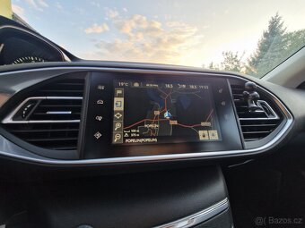 Peugeot 308 SW 1,6 BlueHdi - 10