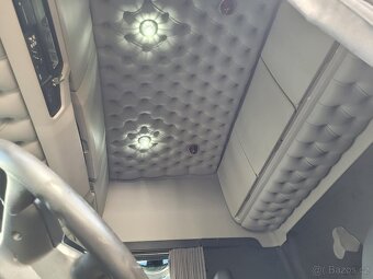 Scania R460 6x2 / Nosič kontejnerů Hiab / 242tkm - 10