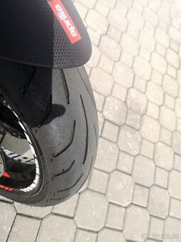 Aprilia Shiver 900 r.v.2019, nové v ČR, najeto jen 13.885 km - 10
