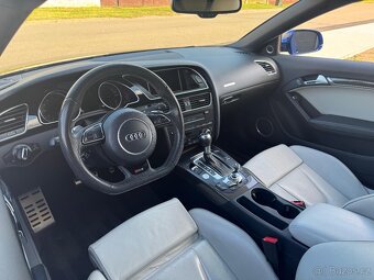 Audi RS5 331kW 2013 - 10