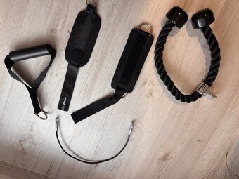 Posilovací věž Decathlon - 10