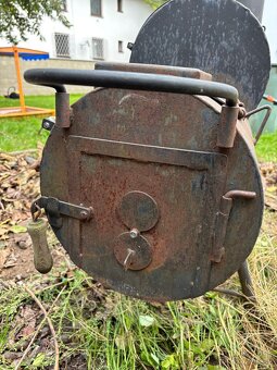 Gril s udírnou - lokomotiva - 10