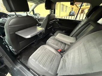 VW TOURAN 2,0TDi 110kW HIGHLINE DSG ACC NEZÁVISLÉ TOPENÍ - 10