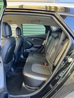 Hyundai ix35 100 kW, 2.0 CRDi, 4x4, UZÁVĚRKA, KŮŽE - 10