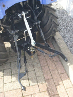 Traktor Iseki TXG23 4wd HST - 10