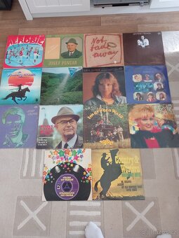 62 LP cena za vše 700 - 10