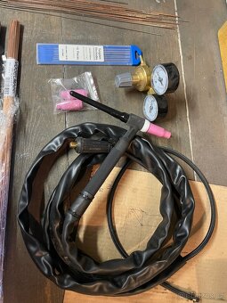Invertorová svářečka lift tig + 10l argon - 10