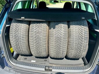 Škoda Karoq 2.0 TDi 110 kW Style, 4x4, DSG, tažné - 10