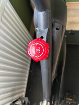Cyklo trenažér / spinner HOUSEFIT ASTRA v záruce - 10