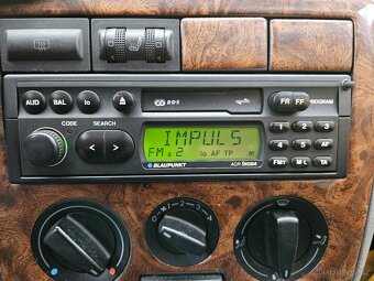 Škoda ACR autorádio Blaupunkt + šuplík - 10