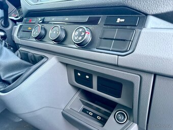 Odtahovka Volkswagen CRAFTER 2.0 TDi do 3,5T 2025 - 10