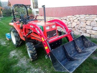 Malotraktor , traktor , Hinomoto - 10