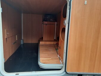 Prodám obytné auto CHAUSSON - 10