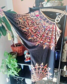 Extravagantní značkové šatičky Metrofive S/M - 10
