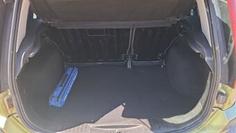 Ford Fusion 1,25 zetec  55 kW - 10