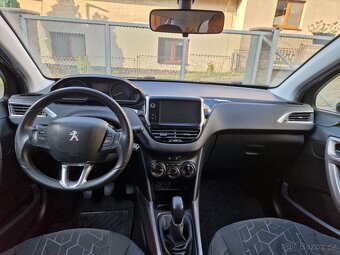 Peugeot 2008 - 10