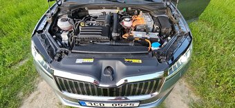 Škoda Superb 3 Combi iV 1.4 TSI 115kW DSG Laurin&Klement - 10
