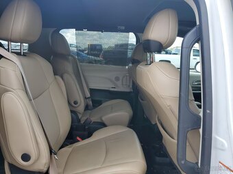 Toyota Sienna XLE 2021 - 10