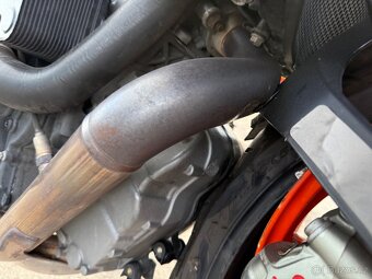 Ktm 1290 Super Duke GT 127kw rv:2022/5 havarované - 10