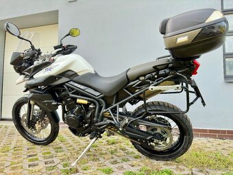 Triumph tiger 800 xc - 10