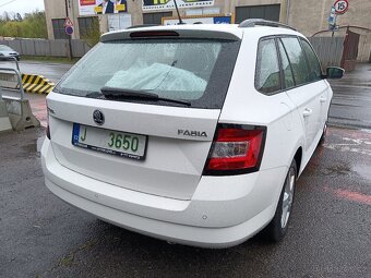 škoda fabia - 10
