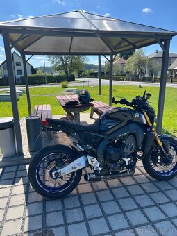 Prodám Yamahu MT-09 SP 2021 – Rychlá, chytrá, krásná 🏍️💨 - 10