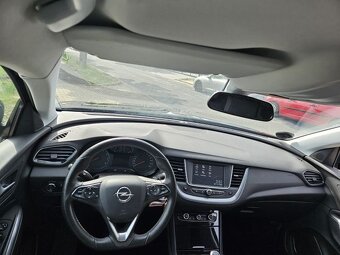 Opel Grandland (X) 96kW Elegance Aut rok 04/2021 - 10