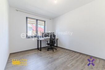 Prodej rodinného domu 4+kk 204 m2, pozemek 465 m2 - Blatnic - 10
