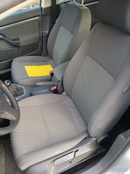 Volkswagen Golf V Variant 1.9 TDI - 10