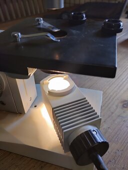 Monokulární mikroskop Meopta s podsvícením - 10