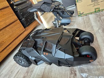 Hot toys Batman Batmobil 1/6 - 10