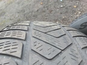 Sada Orig ALU kol Audi 235/65R17 zimní - 10
