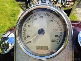 Harley Davidson FLHRC Road King Classic 2005 - sleva - 10