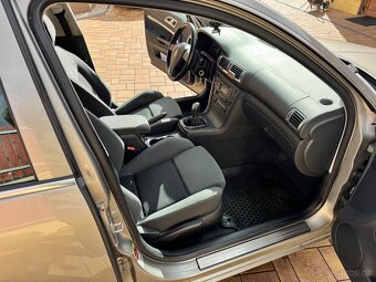 Škoda Superb 2.0TDI 103Kw Elegance - 10