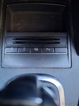 VW Touran 2,0tdi 103kW Match 7 míst DSG /Tažné - 10