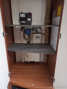 Karavan hobby 560cfe ( obytný přívěs ) - 10
