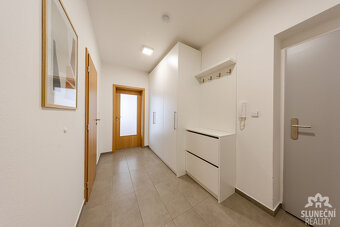 Pronájem bytu 2+kk, 62m², Uherské Hradiště - Derflanská - 10