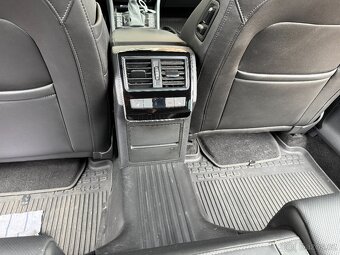Škoda Superb 3 2,0 TDI L&K 4x4 140 kW - 10
