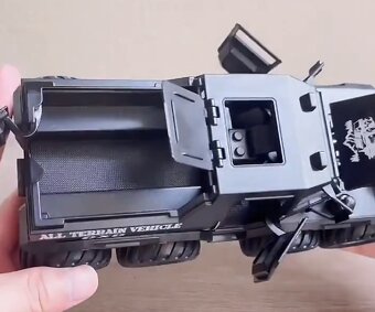 1.20 Avtoros Schamanen 8x8 ATV Armored Car Off-road - 10