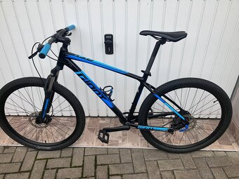 GIANT 27,5  PRO JUNIORY HYDRAULICKÉ BRZDY - 10