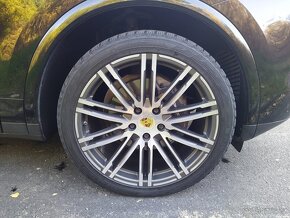 Porsche Cayenne Diesel Platinum Edition - 10